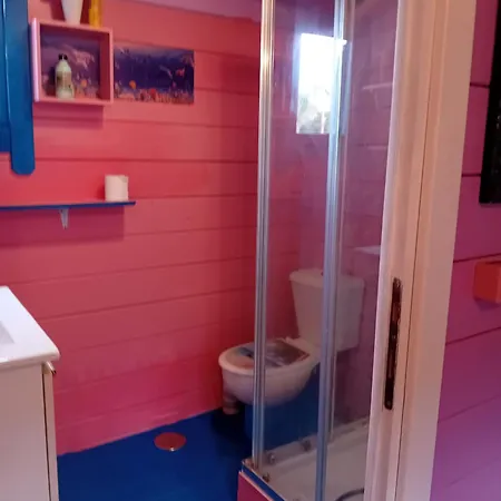 Hébergement de vacances Idilica Casa De Madera En Roche *