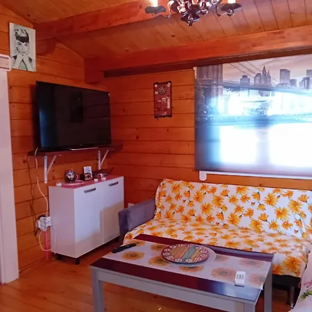 Idilica Casa De Madera En Roche *